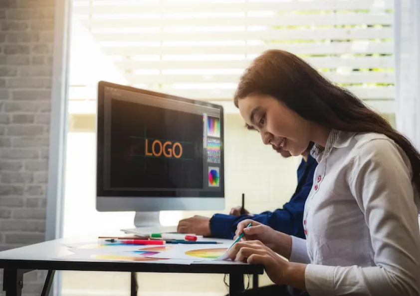 Errores en el diseño de logotipos que pueden arruinar tu branding